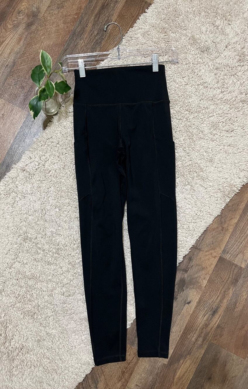 American Eagle Size XS Black High-Rise The Everything Leggings